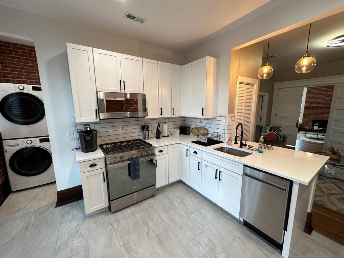 Big Brick 2 Bedroom In Victorian Village Appartamento *